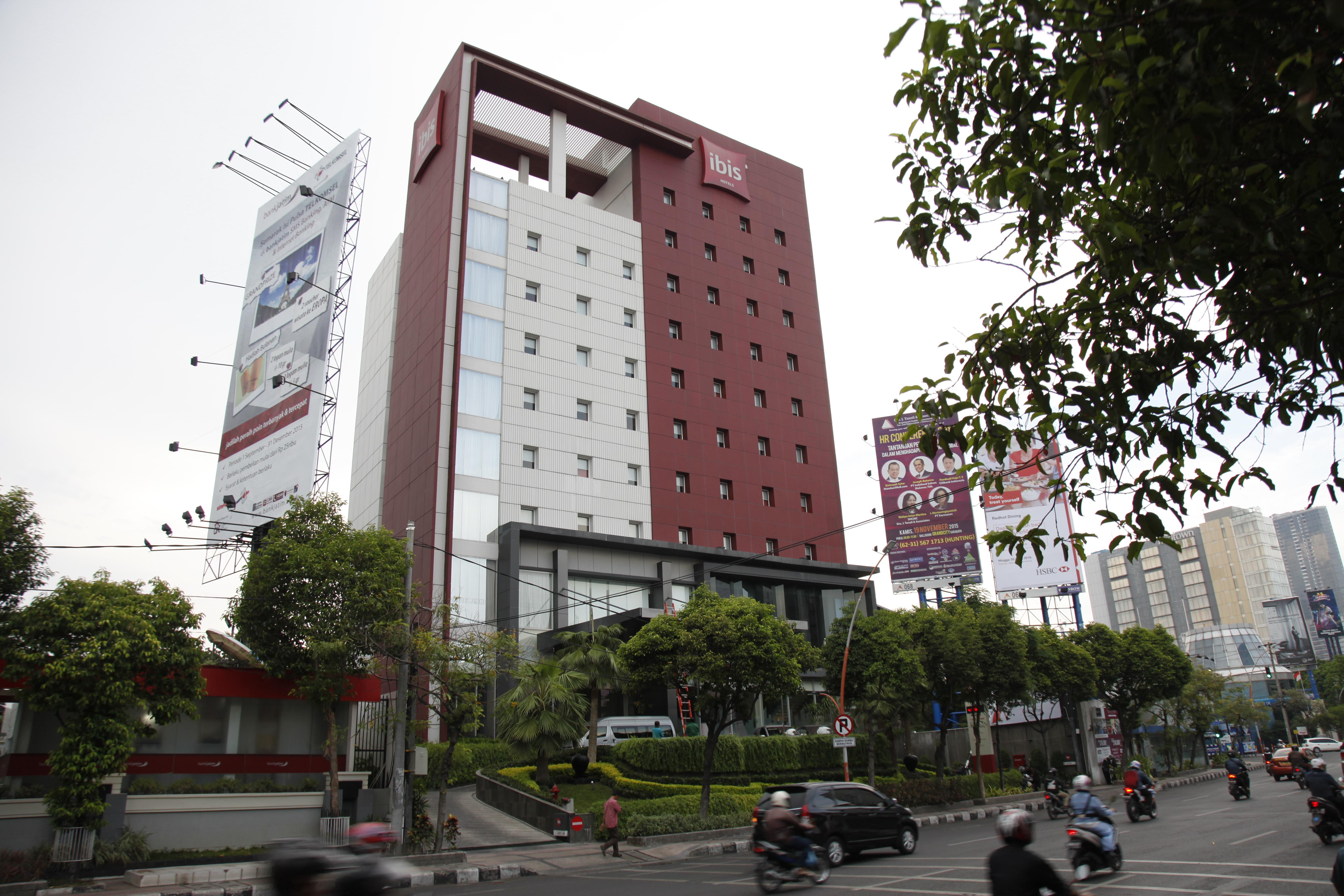Ibis Surabaya City Center Экстерьер фото