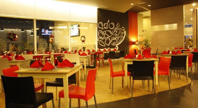 Ibis Surabaya City Center Экстерьер фото